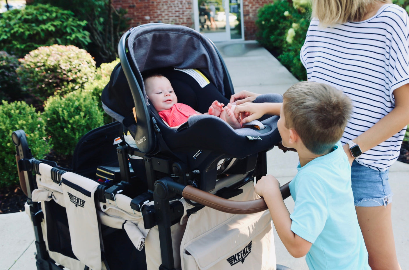 Keenz Stroller Car Seat Adapter: Effortless Compatibility for XC, DUO, and VYOO Series